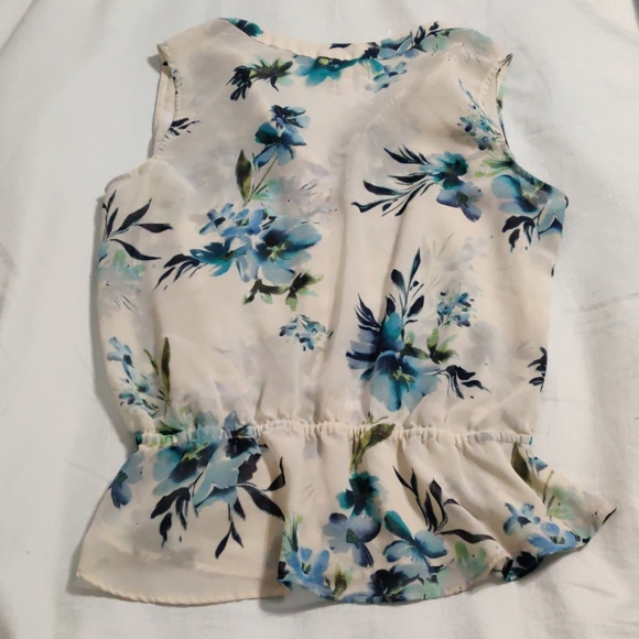 SOLD-3 for $15-Sleeveless blouse - Picture 2 of 3